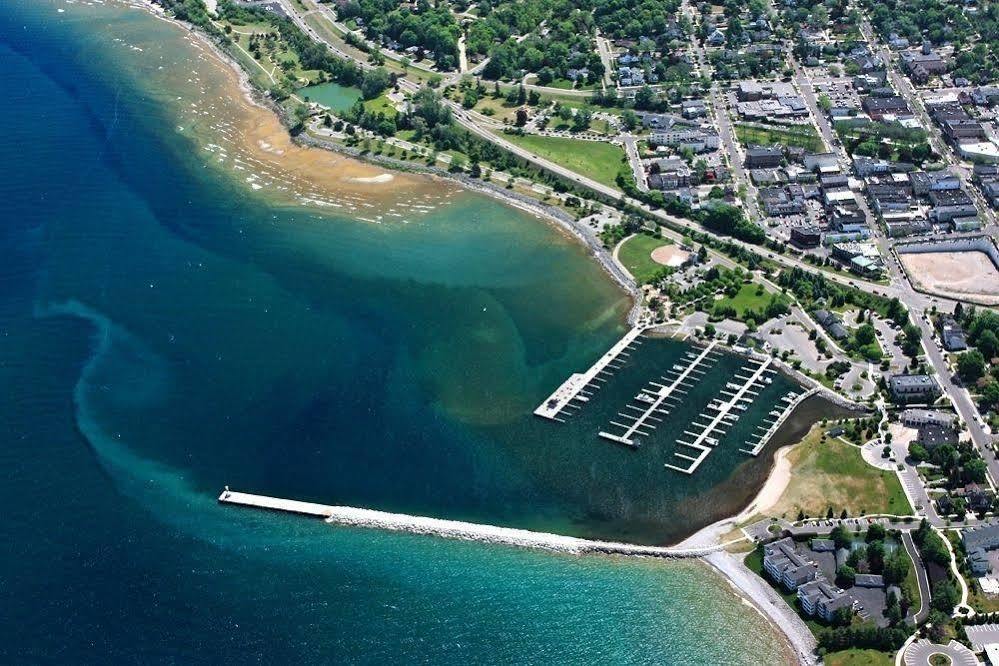 Americinn By Wyndham Petoskey Exterior foto